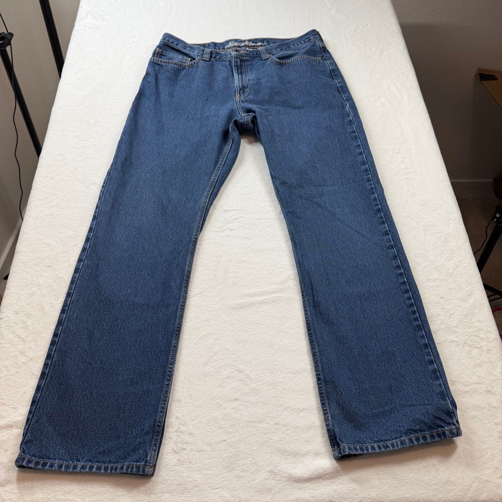 Eddie Bauer Jeans Mens 35x32 Blue Good Classic Fit Straight Leg EB09600-R-DSW+C